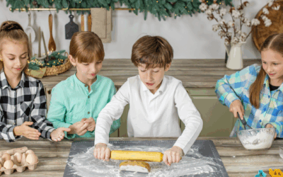 Ways Kids Can Give Back This Holiday Season 💌